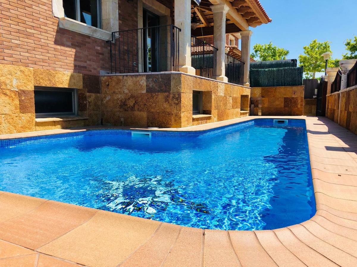 Chalet Con Piscina Privada!!! Altafulla Luaran gambar